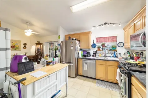 102 Whirlwind Way Hawthorne FL 32640