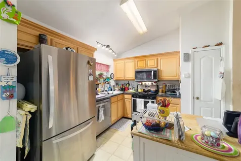 102 Whirlwind Way Hawthorne FL 32640