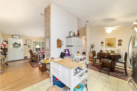 102 Whirlwind Way Hawthorne FL 32640