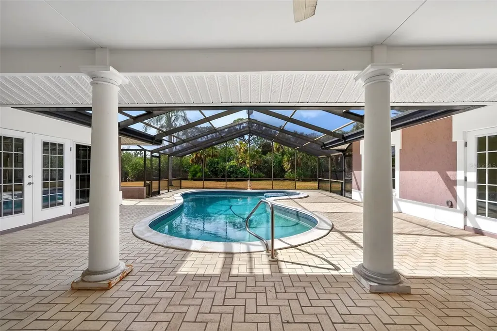 7108 Midnight Pass Road Sarasota FL 34242