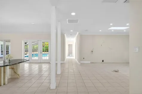 7108 Midnight Pass Road Sarasota FL 34242