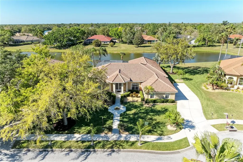 8315 Eagle Crossing Sarasota FL 34241