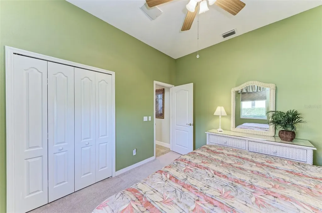 8315 Eagle Crossing Sarasota FL 34241