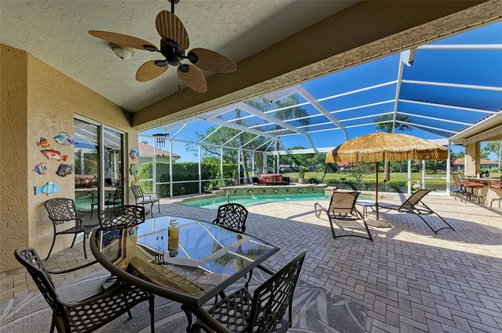8315 Eagle Crossing Sarasota FL 34241