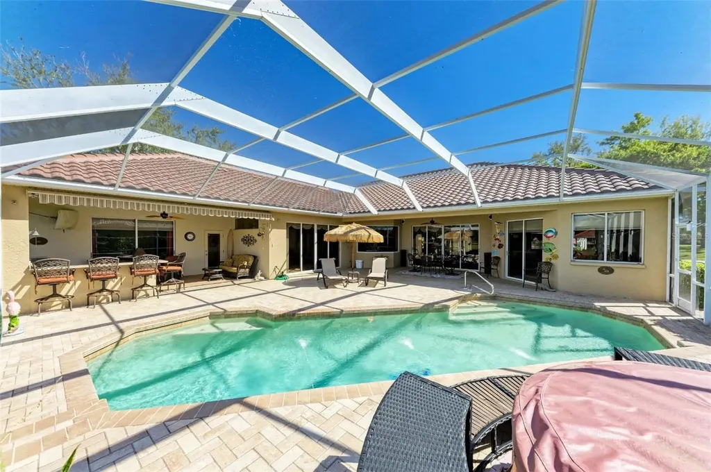 8315 Eagle Crossing Sarasota FL 34241