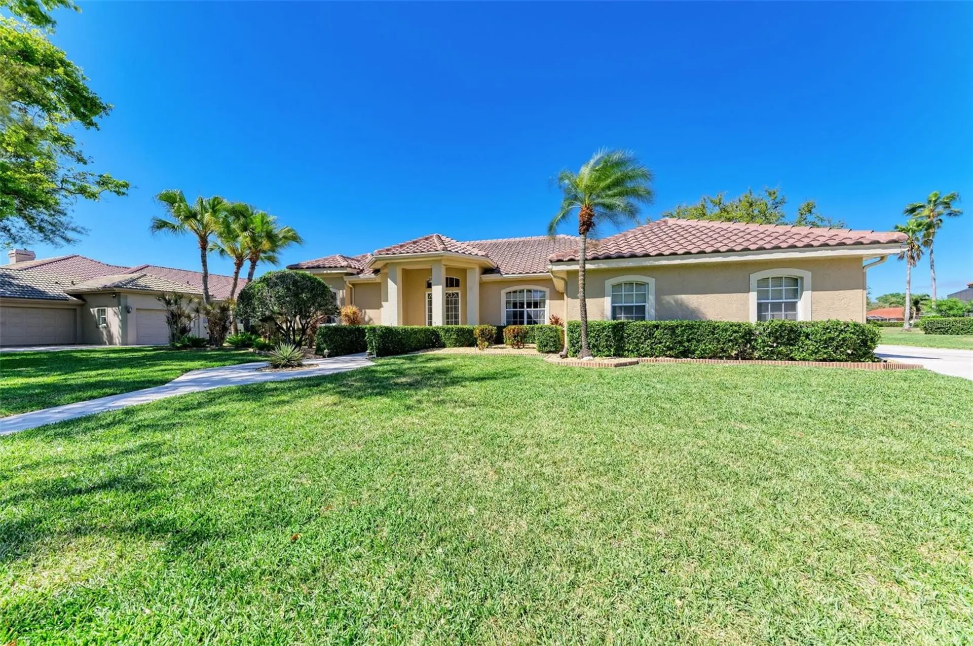 8315 Eagle Crossing Sarasota FL 34241