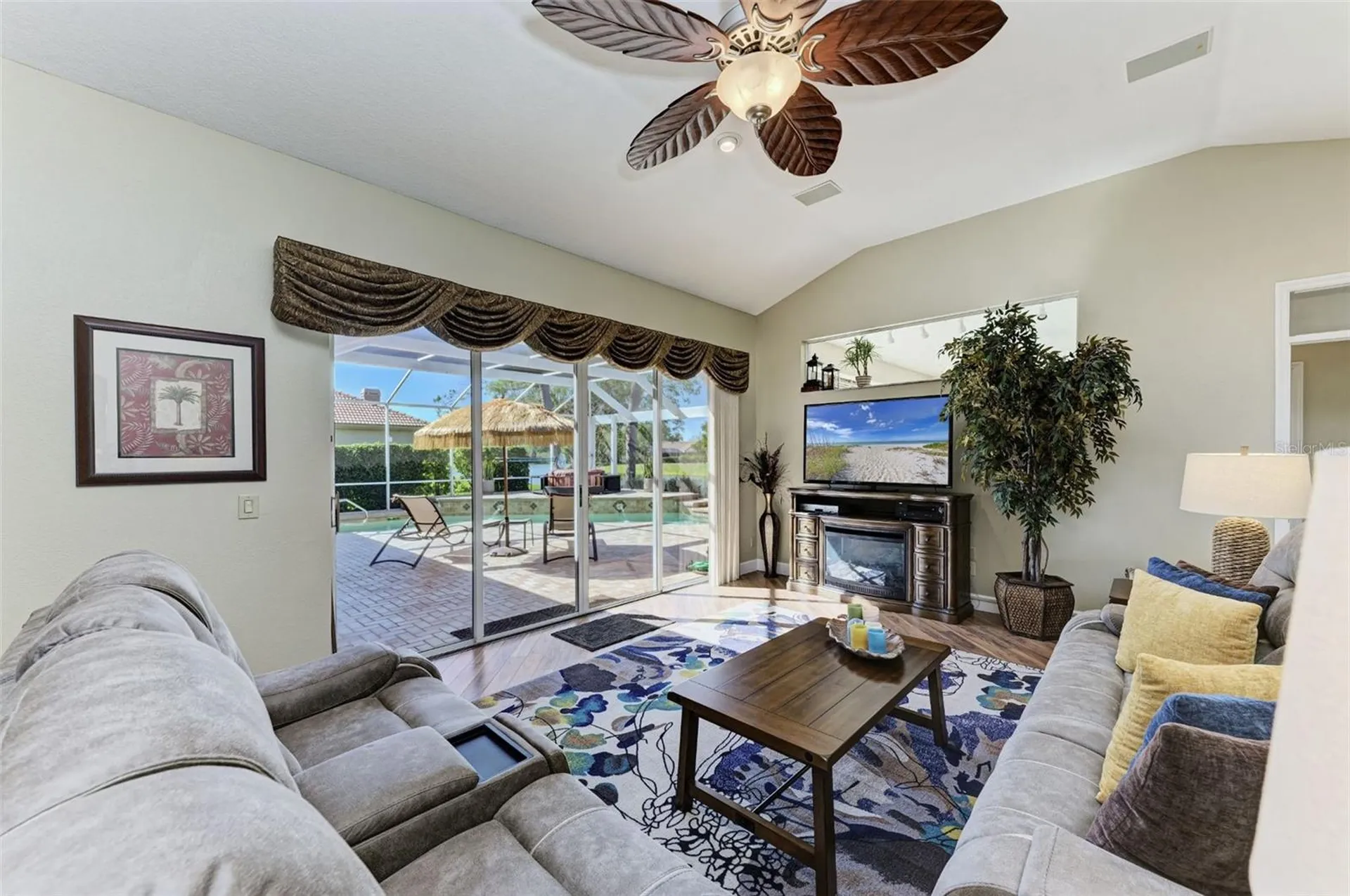8315 Eagle Crossing Sarasota FL 34241