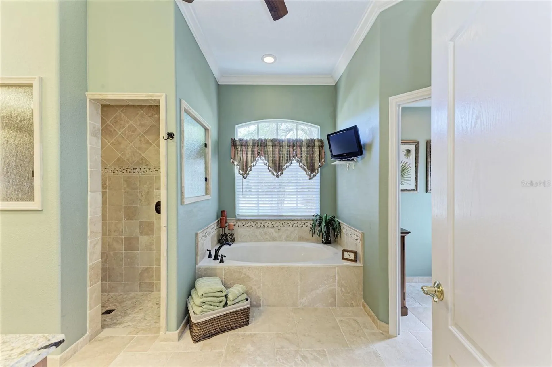 8315 Eagle Crossing Sarasota FL 34241