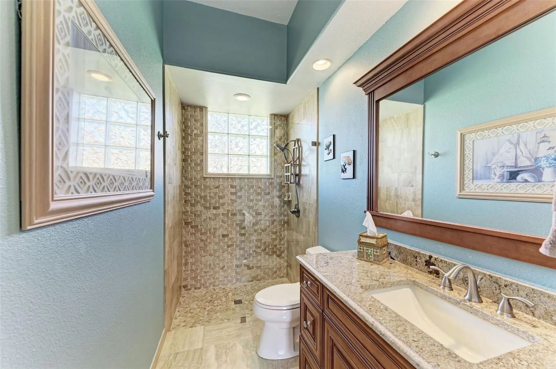8315 Eagle Crossing Sarasota FL 34241