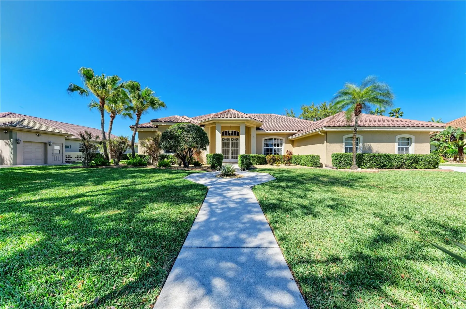 8315 Eagle Crossing Sarasota FL 34241