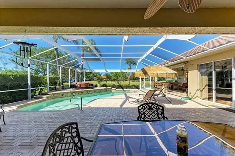 8315 Eagle Crossing Sarasota FL 34241