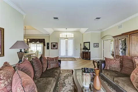8315 Eagle Crossing Sarasota FL 34241