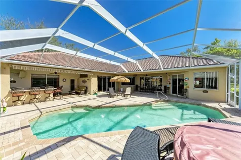 8315 Eagle Crossing Sarasota FL 34241