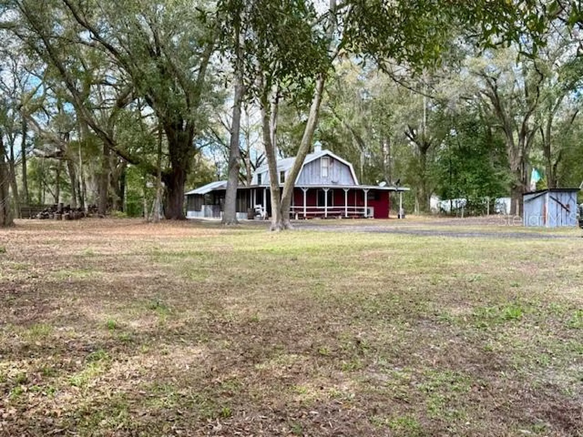 2350 SE 41 Highway Morriston FL 32668