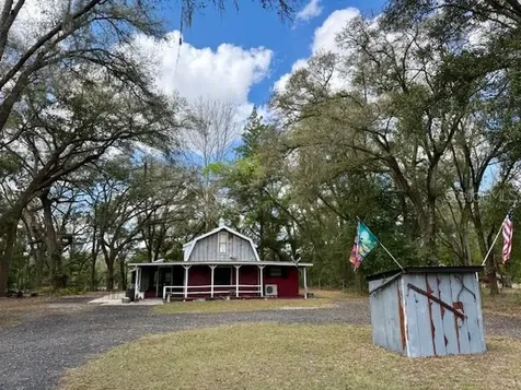 2350 SE 41 Highway Morriston FL 32668