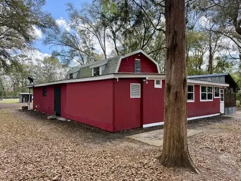 2350 SE 41 Highway Morriston FL 32668