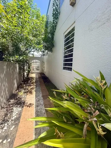 14 Via Cangrejos Toa Baja PR 00949