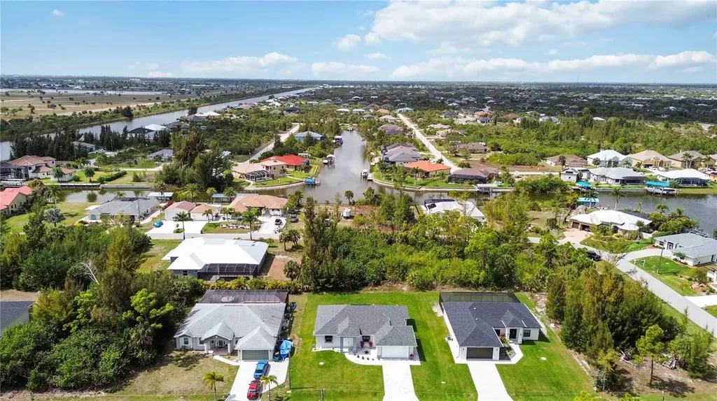10443 Riverside Road Port Charlotte FL 33981