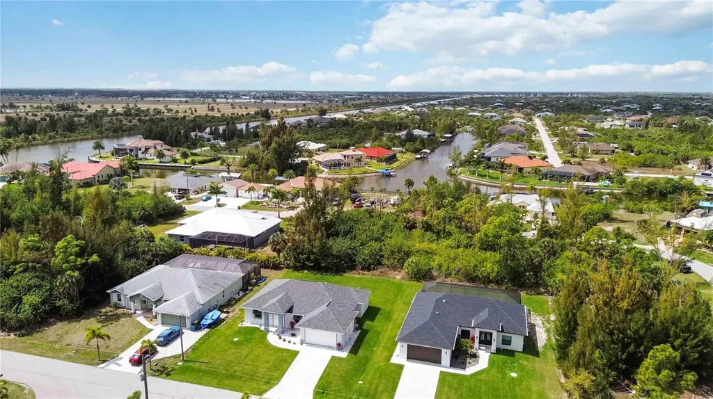 10443 Riverside Road Port Charlotte FL 33981