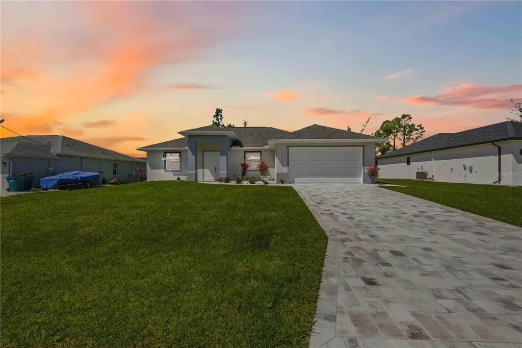 10443 Riverside Road Port Charlotte FL 33981
