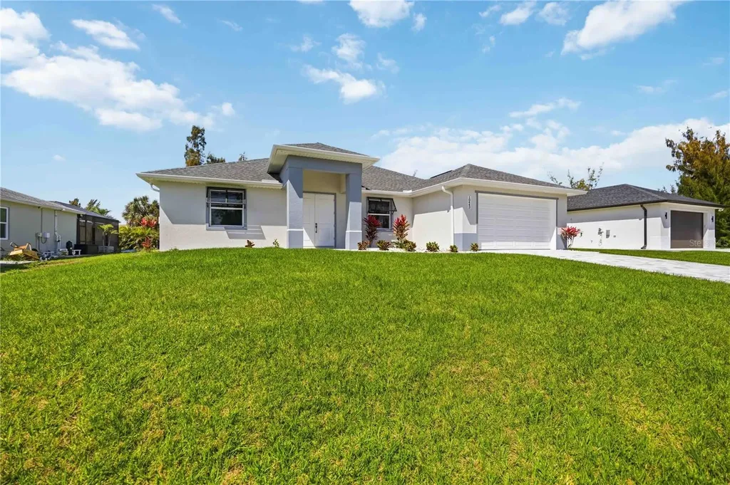 10443 Riverside Road Port Charlotte FL 33981