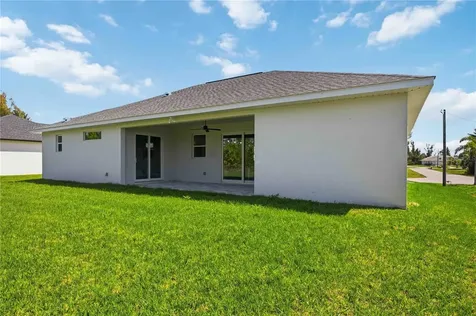 10443 Riverside Road Port Charlotte FL 33981