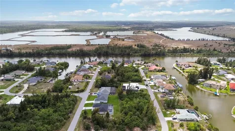 10443 Riverside Road Port Charlotte FL 33981