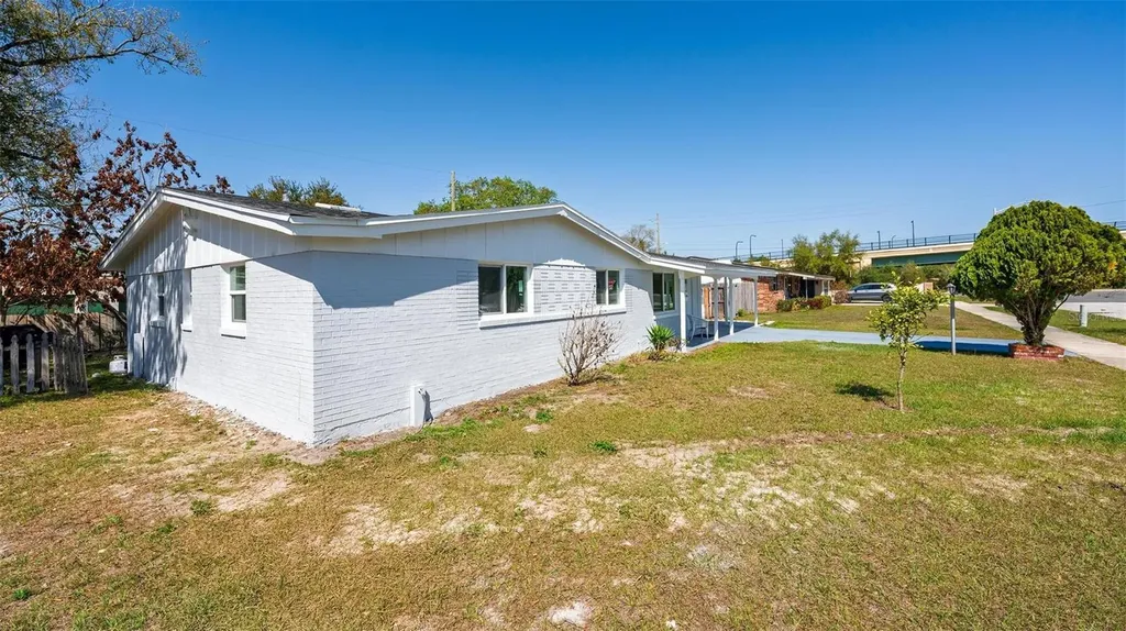 410 Santiago Avenue Orlando FL 32807