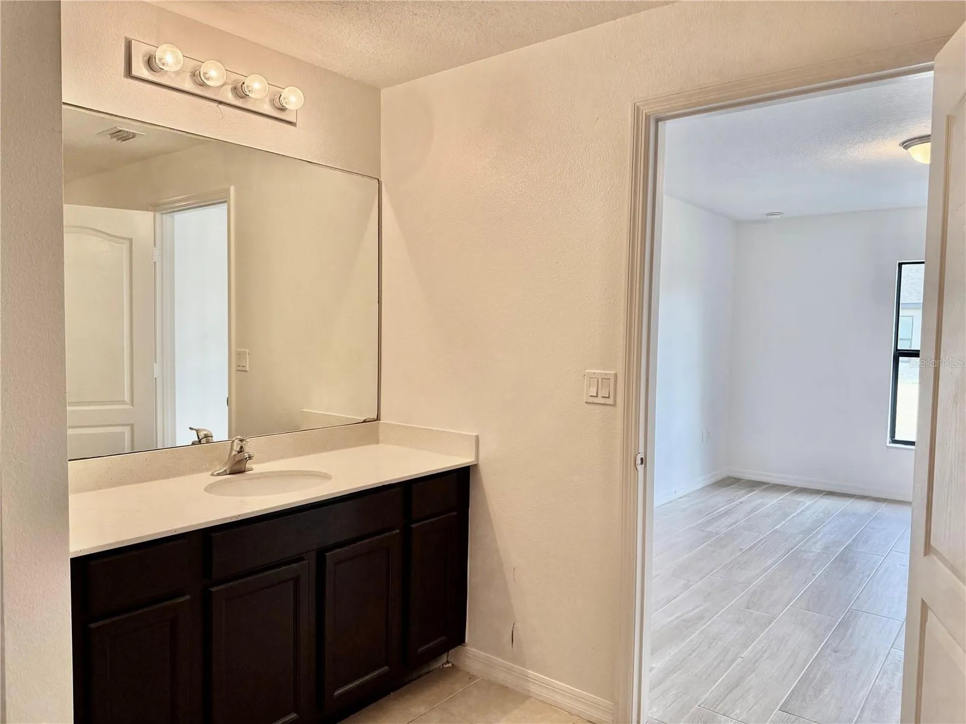 837 Chatham Walk Drive Ruskin FL 33570
