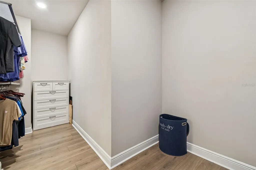 2407 W Carmen Street Tampa FL 33609