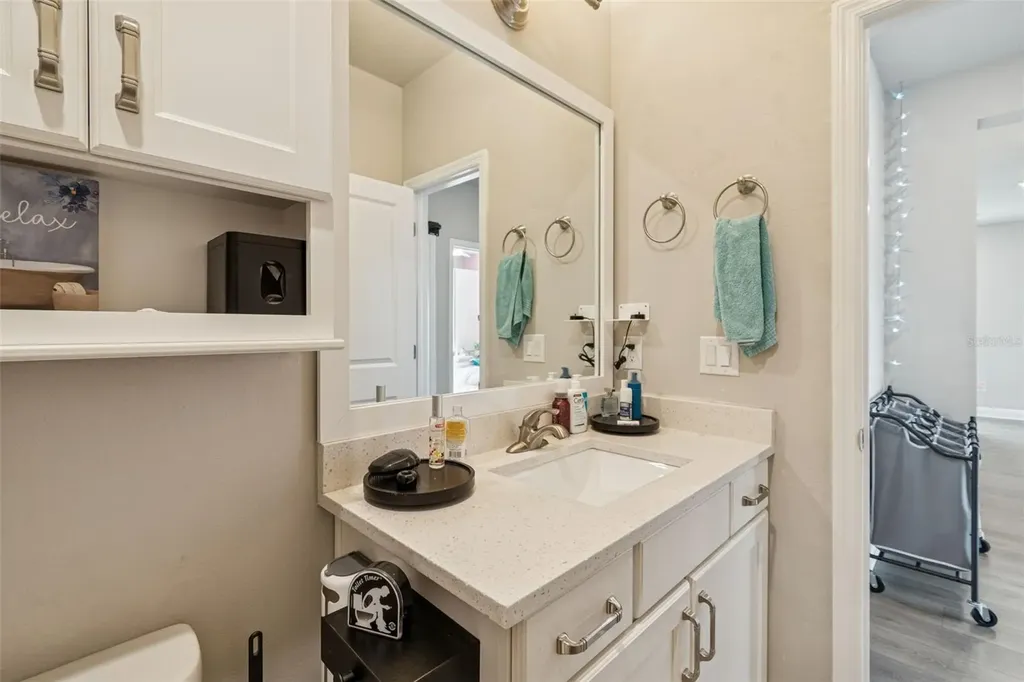 2407 W Carmen Street Tampa FL 33609