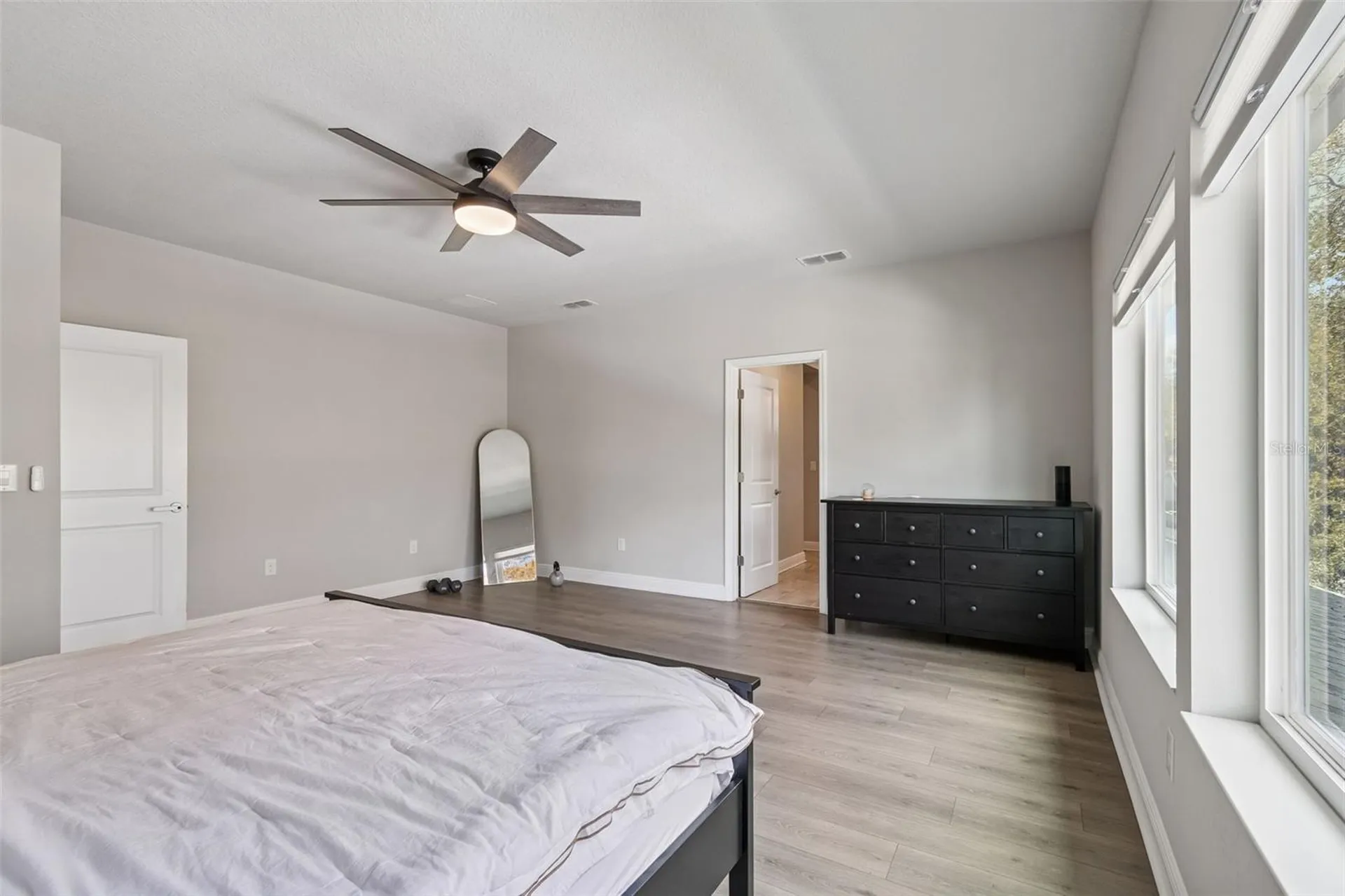 2407 W Carmen Street Tampa FL 33609