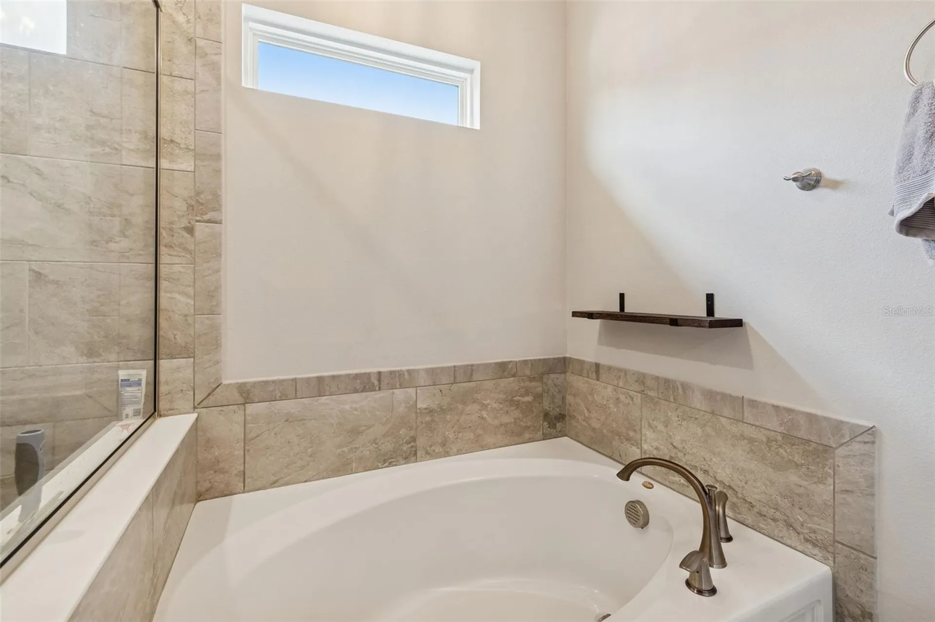 2407 W Carmen Street Tampa FL 33609