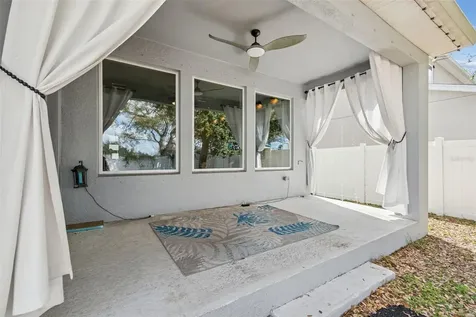 2407 W Carmen Street Tampa FL 33609