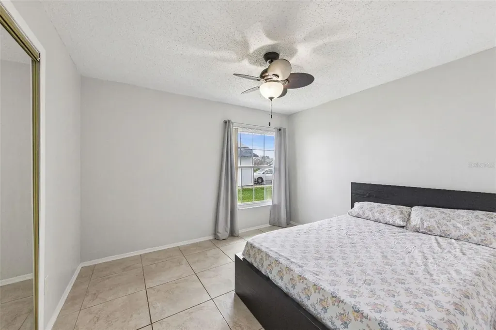 5313 Barefoot Path Kissimmee FL 34746