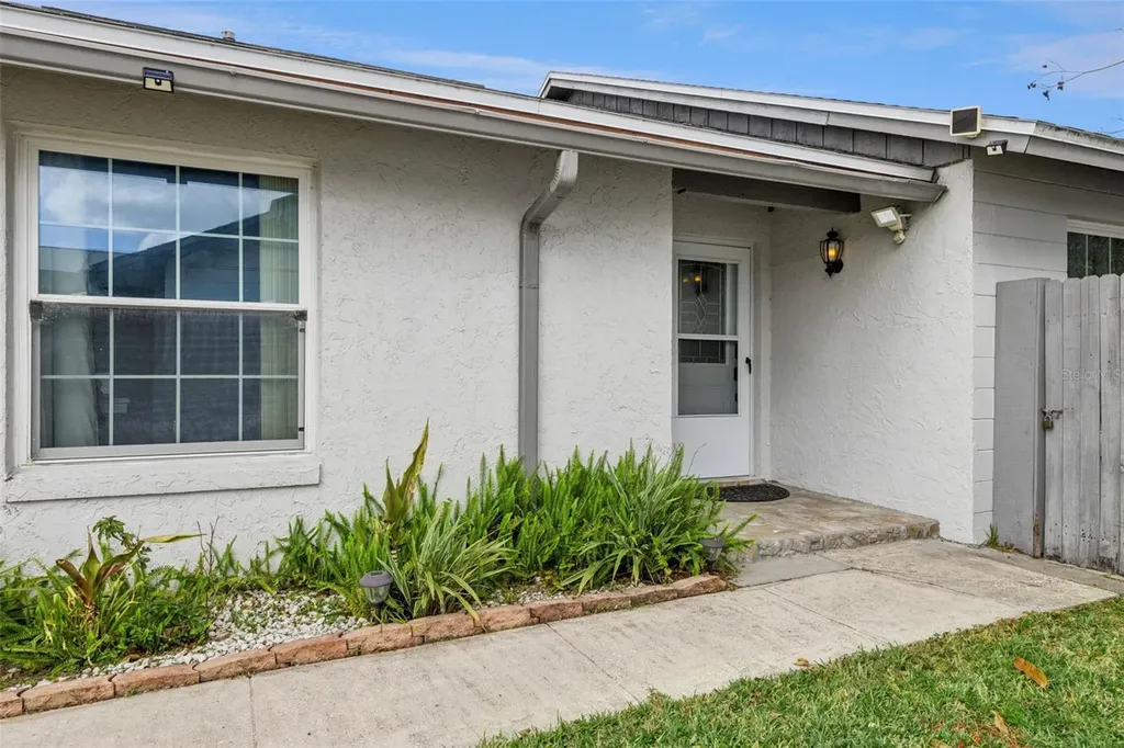 5313 Barefoot Path Kissimmee FL 34746