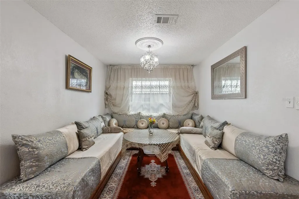 5313 Barefoot Path Kissimmee FL 34746
