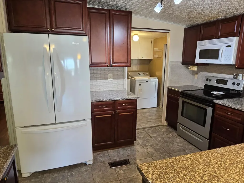 7139 Alamanda Boulevard W Lake Wales FL 33898