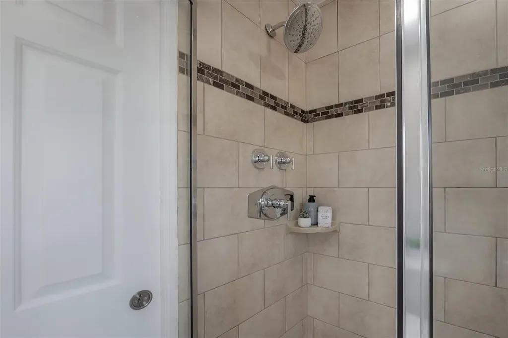 3308 Las Campos Place Tampa FL 33611