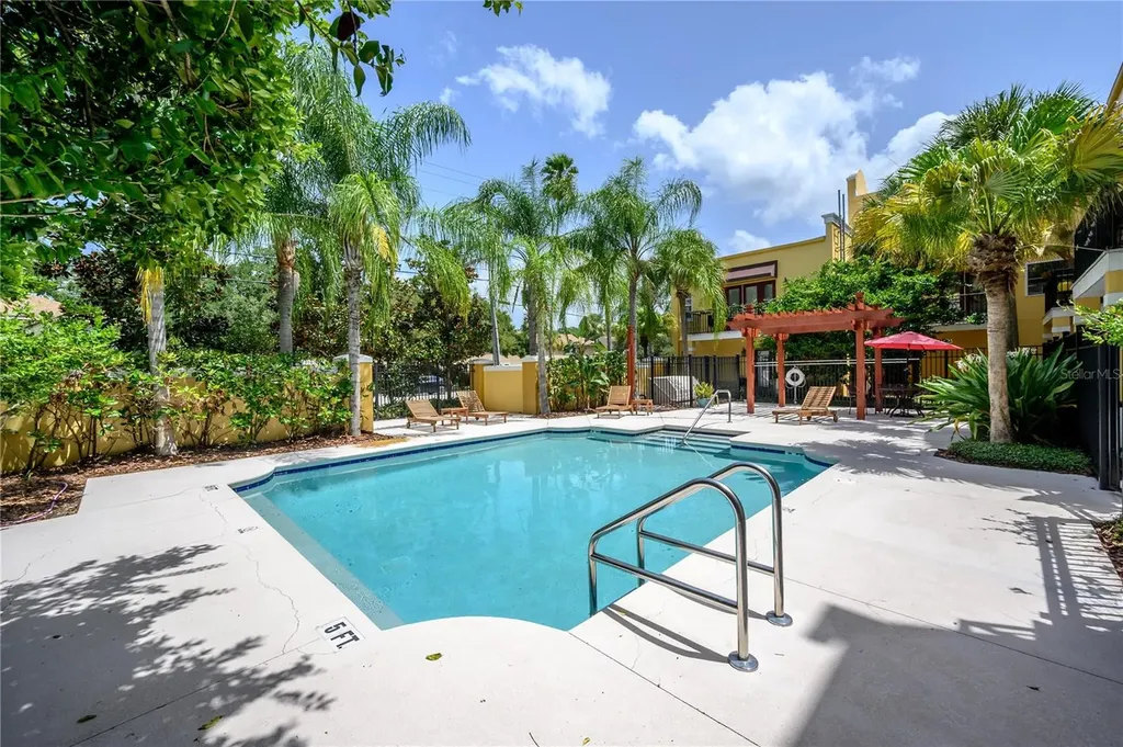 3308 Las Campos Place Tampa FL 33611