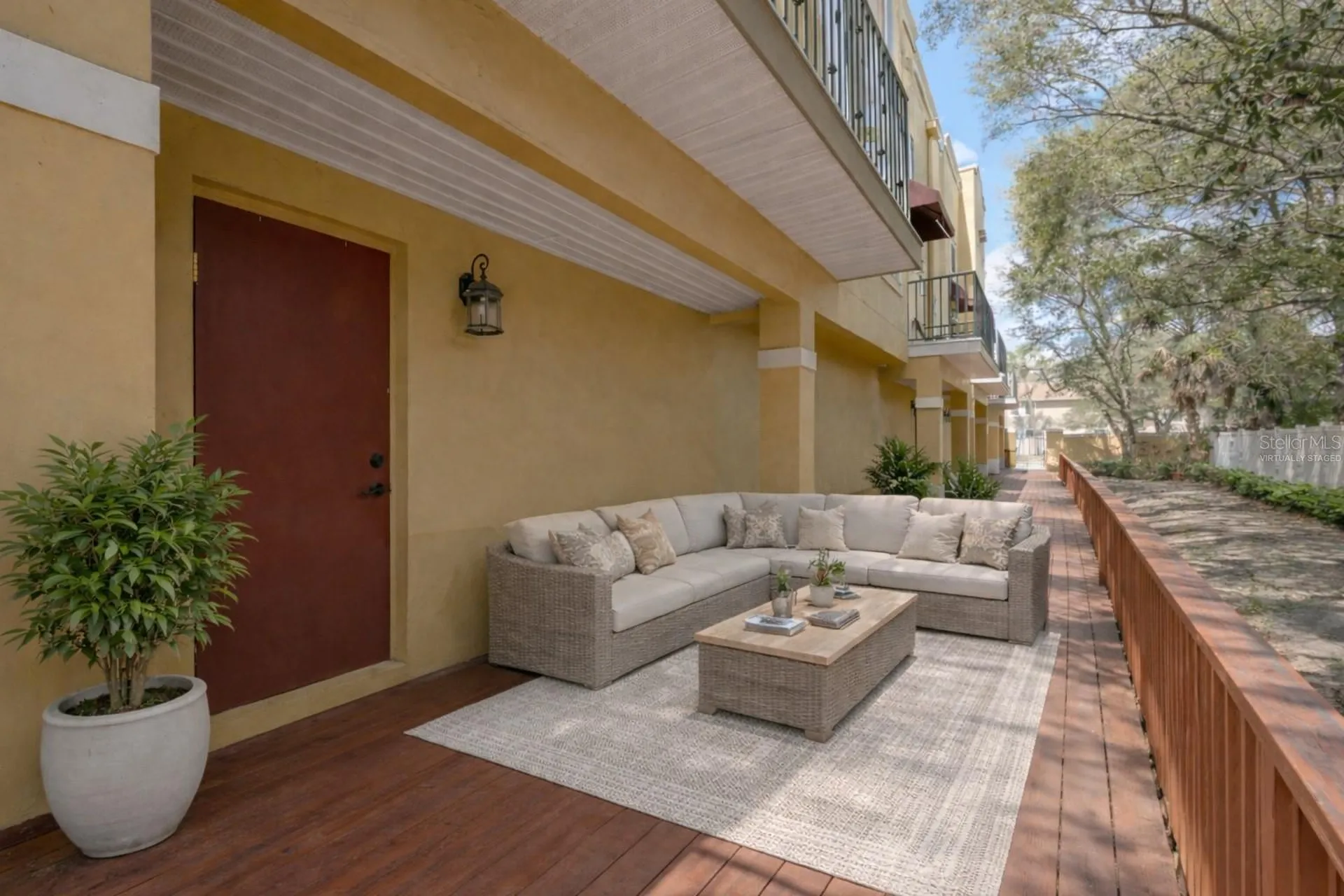 3308 Las Campos Place Tampa FL 33611