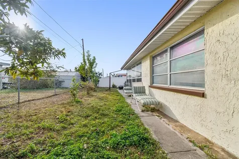 3800 Sablewood Drive Holiday FL 34691