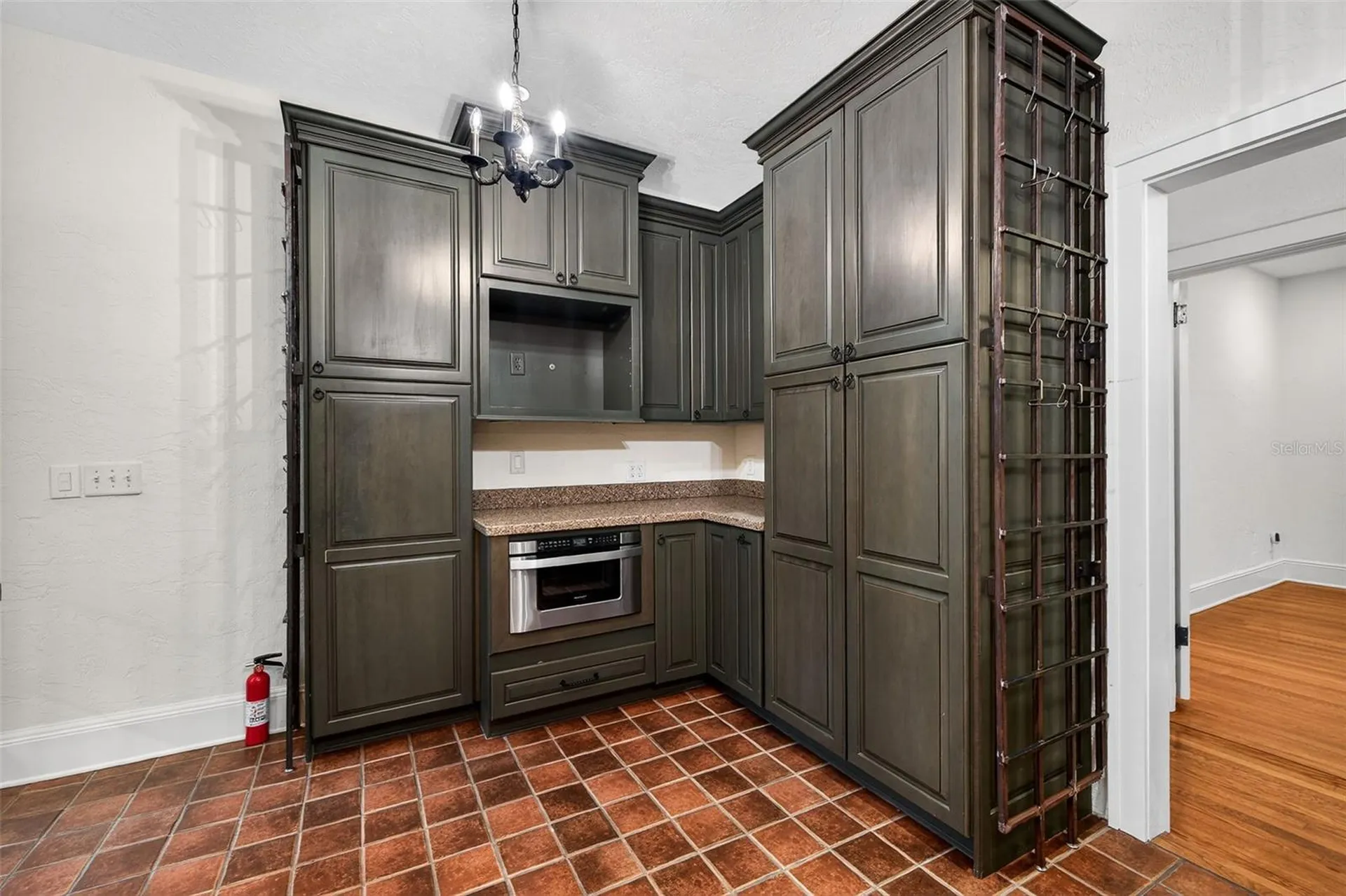 745 16th Avenue NE St Petersburg FL 33704