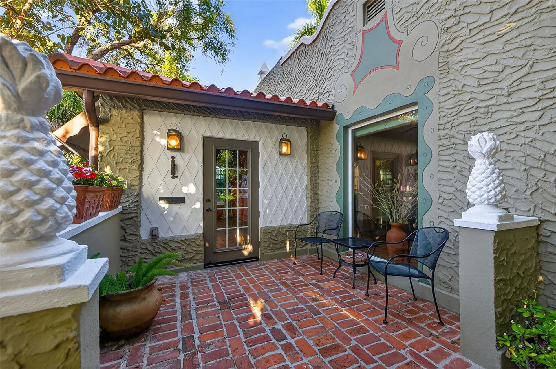 745 16th Avenue NE St Petersburg FL 33704