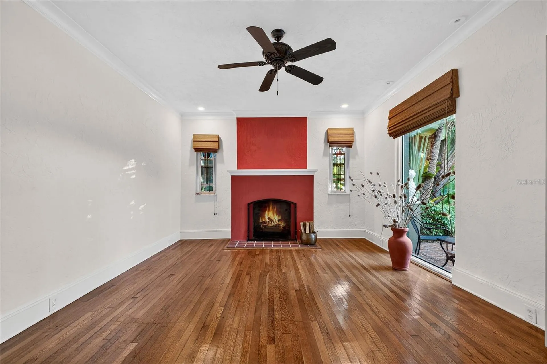 745 16th Avenue NE St Petersburg FL 33704