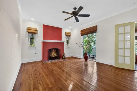 745 16th Avenue NE St Petersburg FL 33704