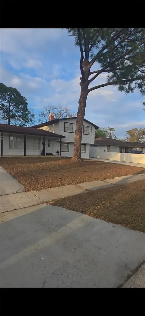 7907 W Hiawatha Street Tampa FL 33615