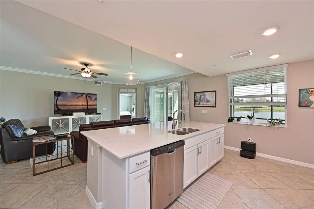 901 Tidewater Shores Loop Bradenton FL 34208