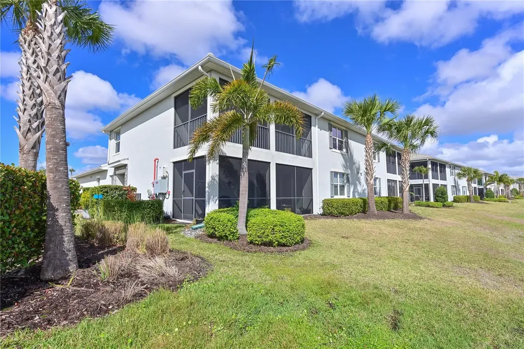 901 Tidewater Shores Loop Bradenton FL 34208