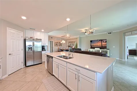 901 Tidewater Shores Loop Bradenton FL 34208